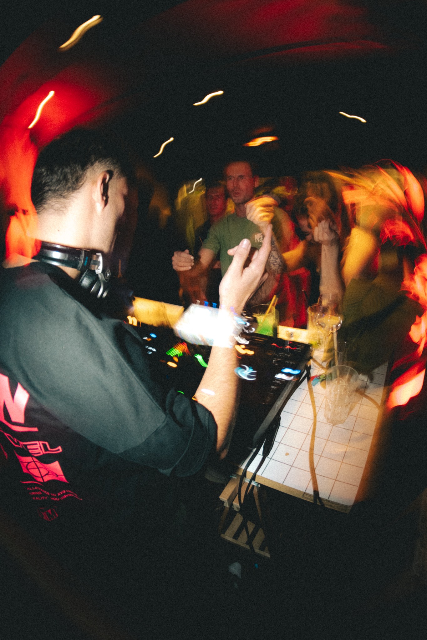 DJ playing to a packed dance floor at BUMBU Saint-Tropez